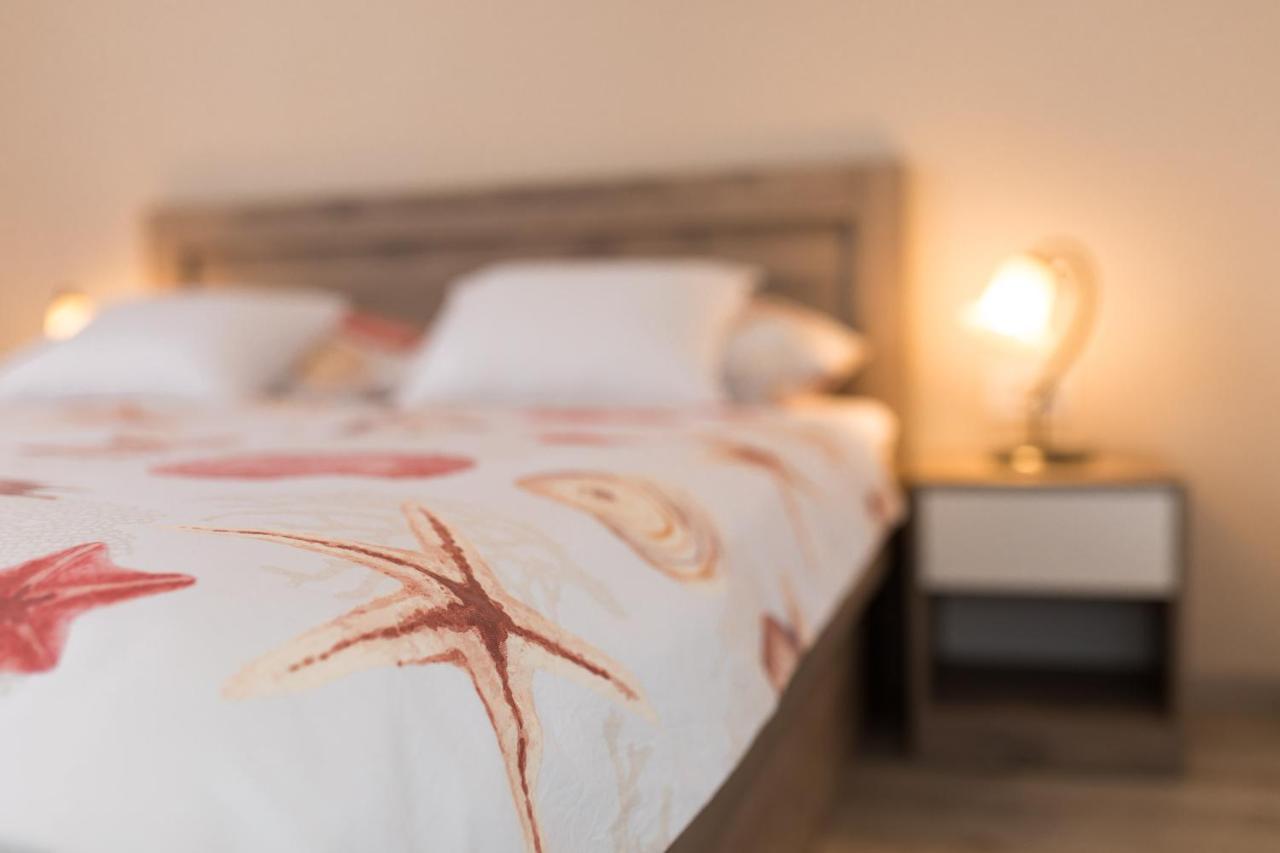 Apartman Jugo Punat Esterno foto